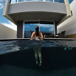 https://diamond-buddha.maspalomashotels.com